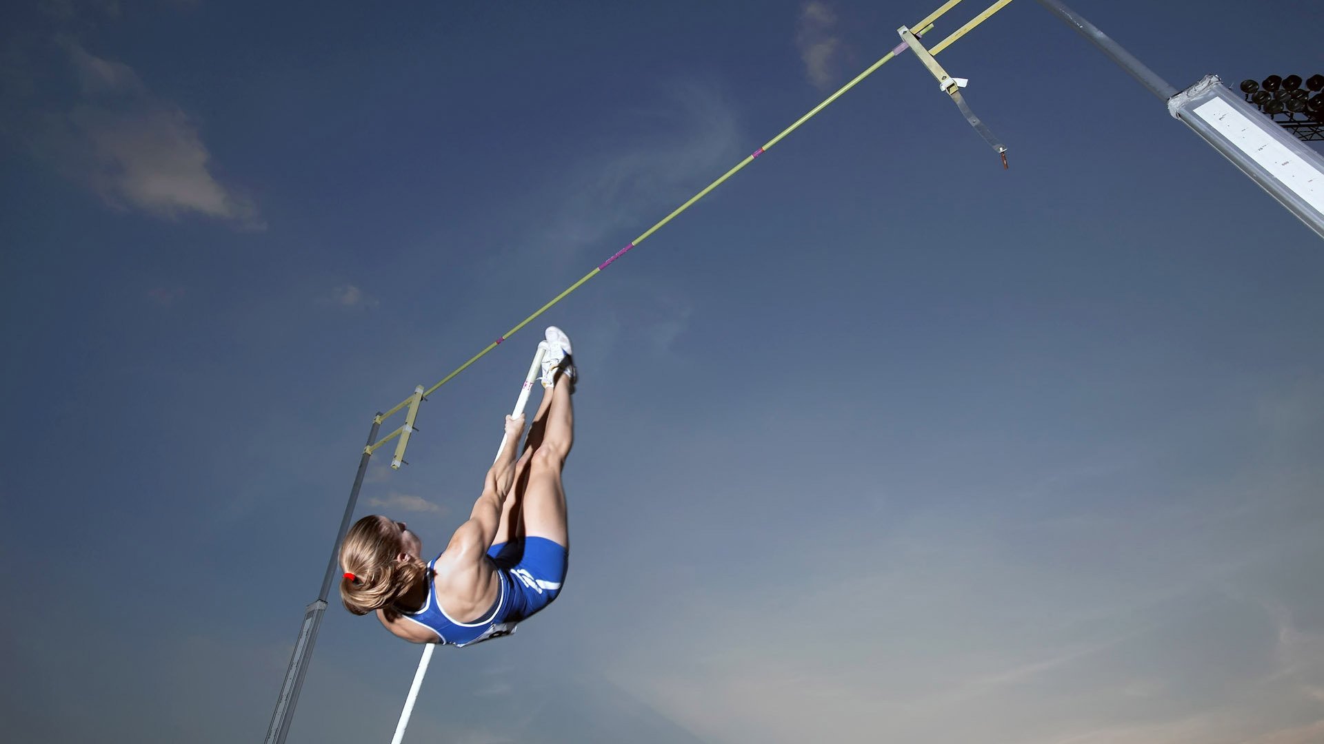 开云体育移动版-费城防线崩塌夜，斯图加特悄然刷纪录
